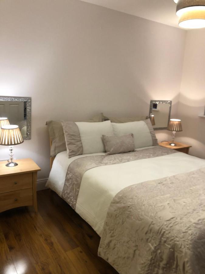 Coastal Townhouse Belmullet Villa Buitenkant foto