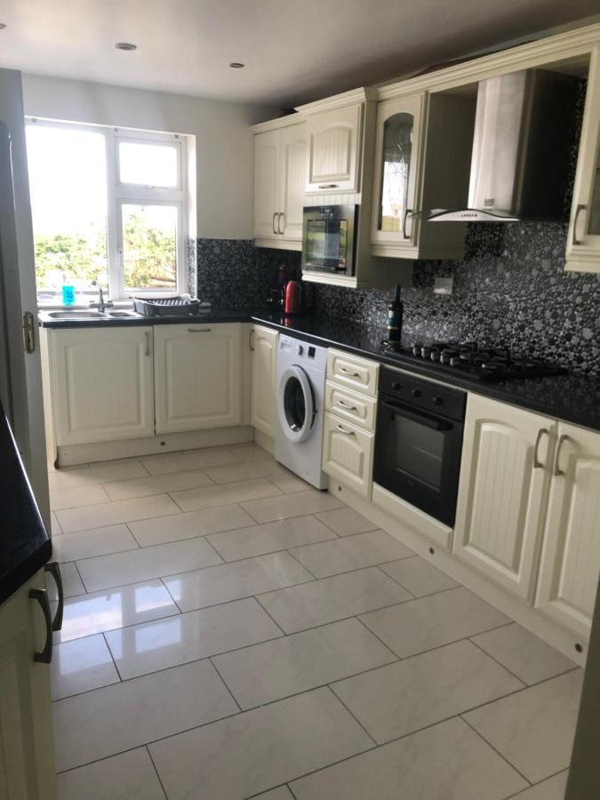 Coastal Townhouse Belmullet Villa Buitenkant foto