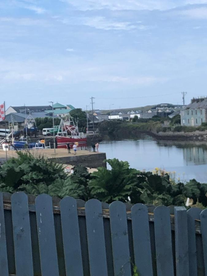 Coastal Townhouse Belmullet Villa Buitenkant foto
