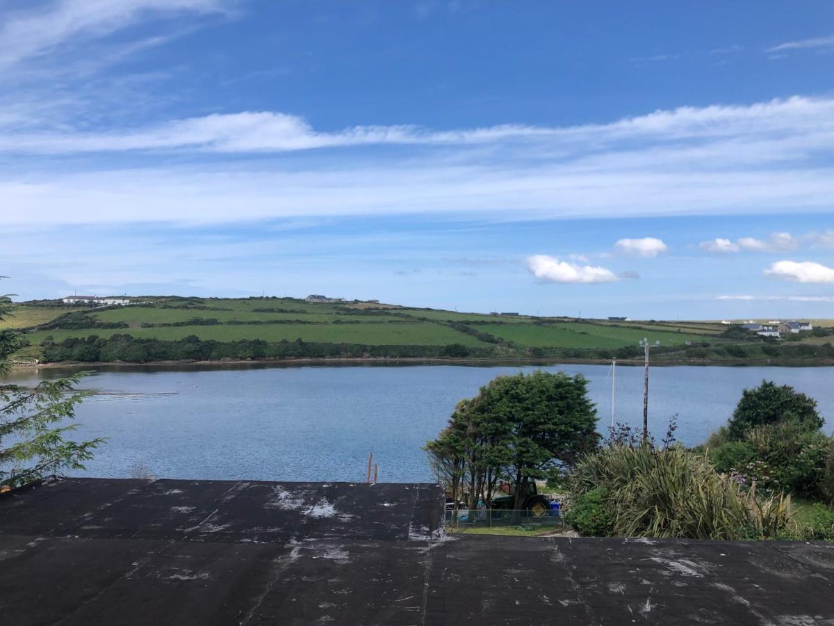 Coastal Townhouse Belmullet Villa Buitenkant foto